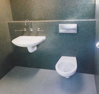 bathroom modern